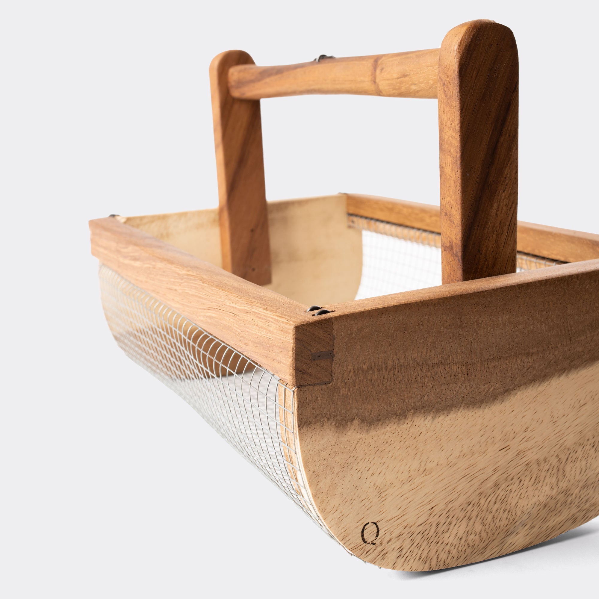 Canasta De Madera Con Mango 31 x 17 x 20 cm