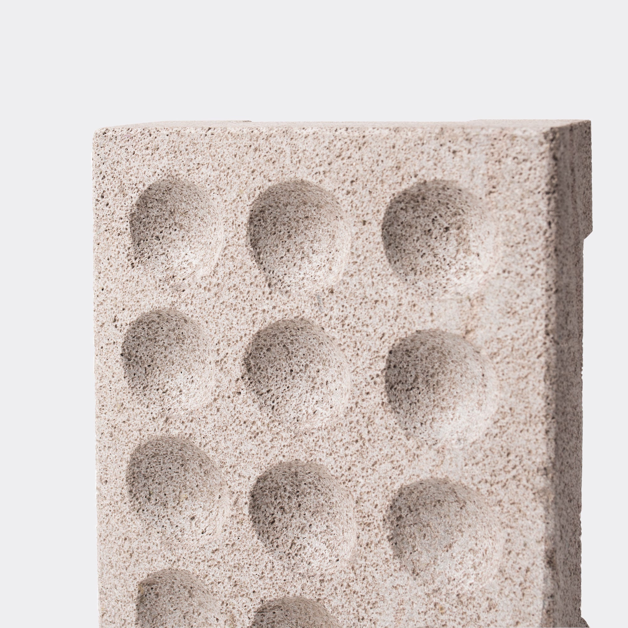 Huevera En Piedra 20 x 16 cm